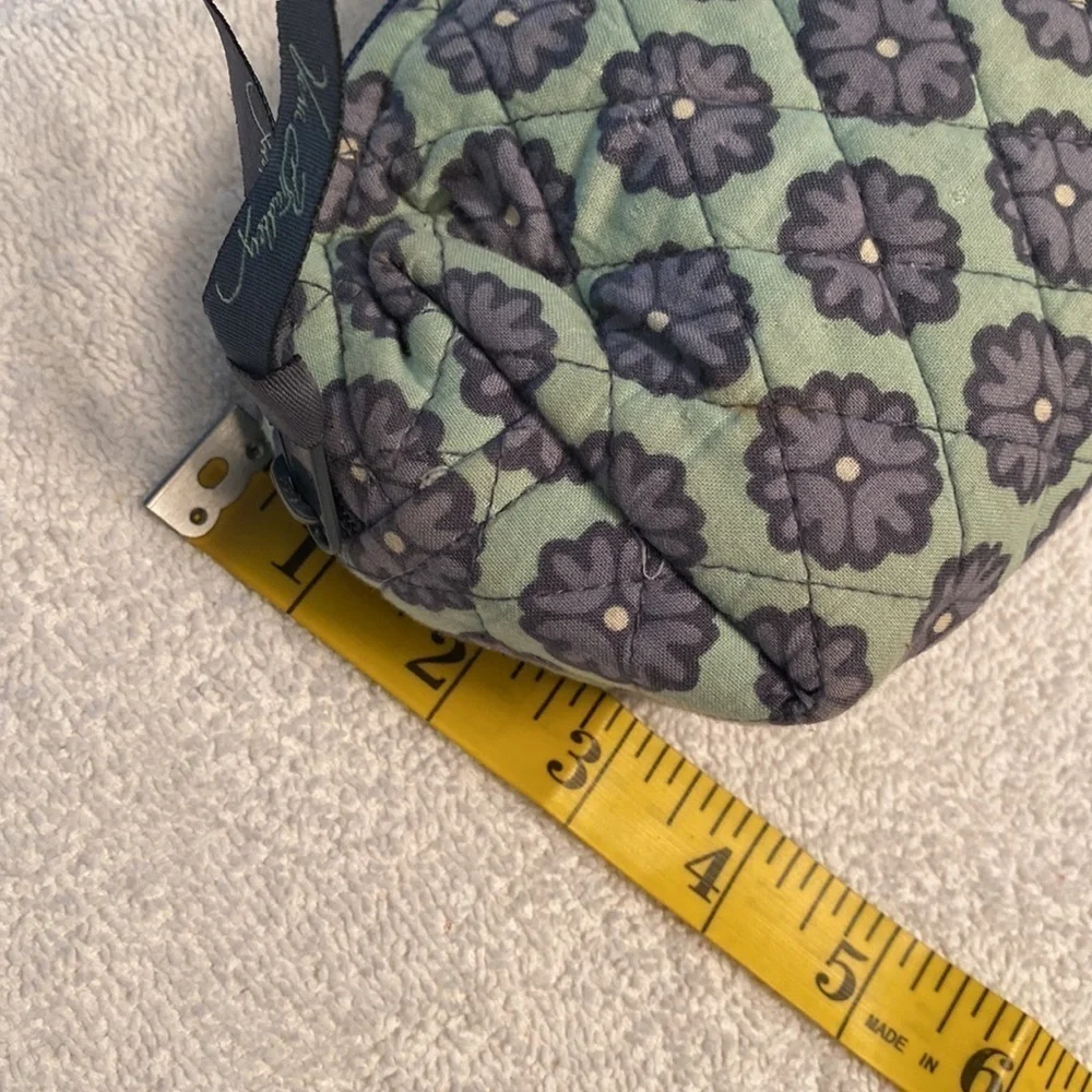 Vera Bradley lot of 2 wristlet and make up bag floral pattern possibly retired